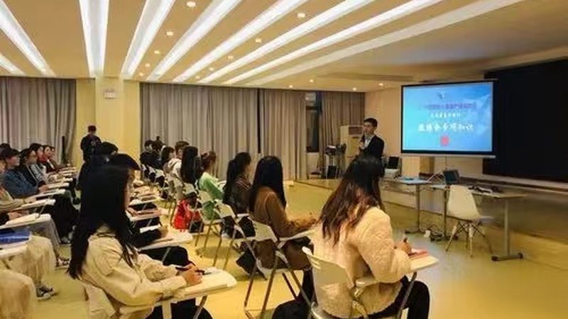 网上技能培训报名全攻略：轻松上手，开启职业新篇章